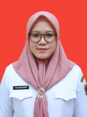 Titik Windarwati, S.S.